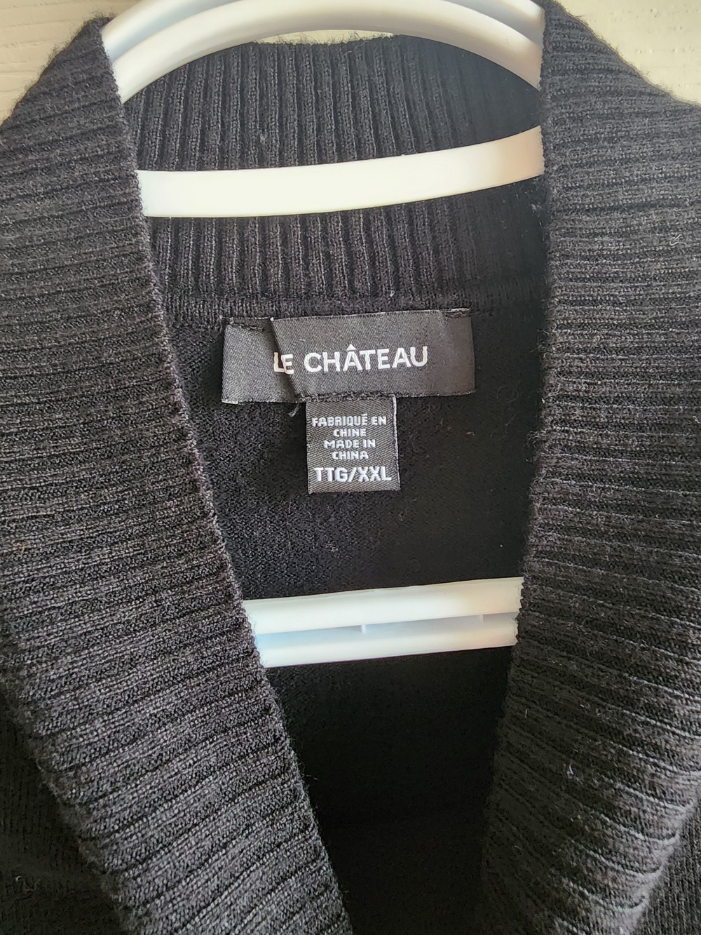 le chateau Black Sleeveless Mock-Neck Knit Shell Sz XXL - Picture 2 of 5